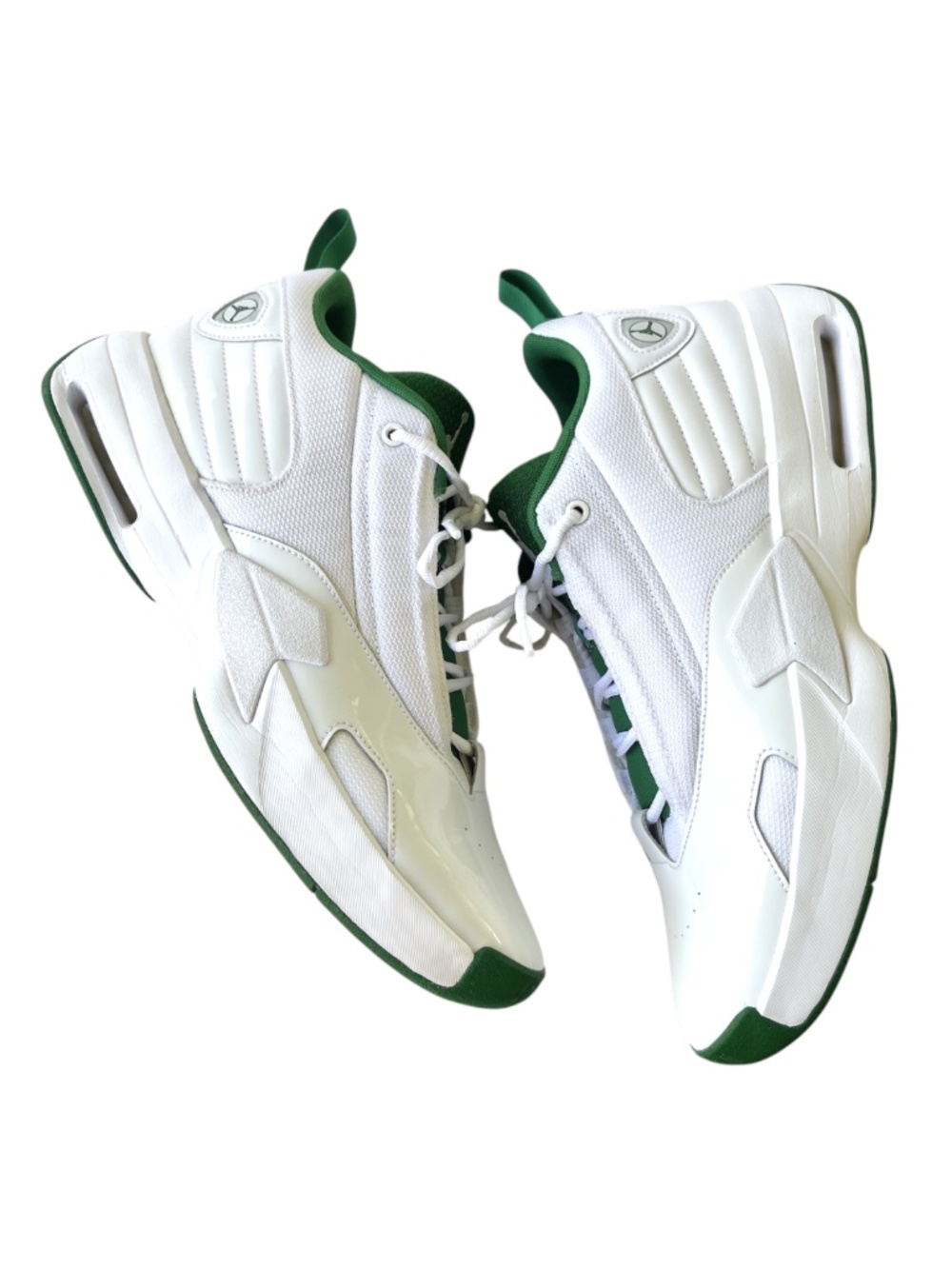 Nike Jordan Max Aura 6 Shoes White Pine Green FQ8298-103 Mens Size 13 Sneakers